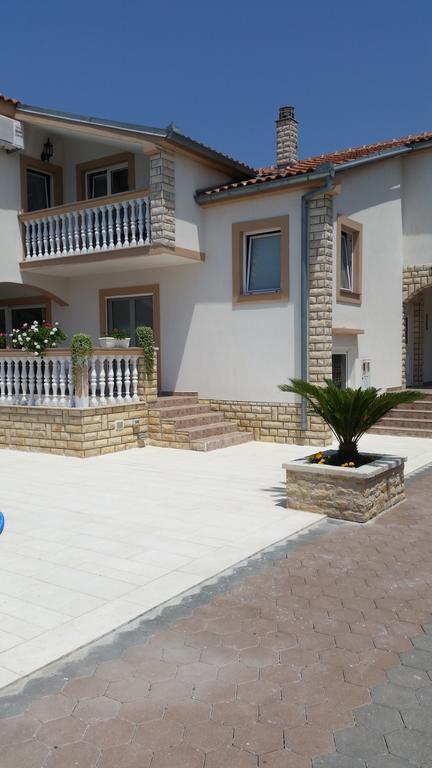 ביוגראד נה מורו Apartment Antonio מראה חיצוני תמונה