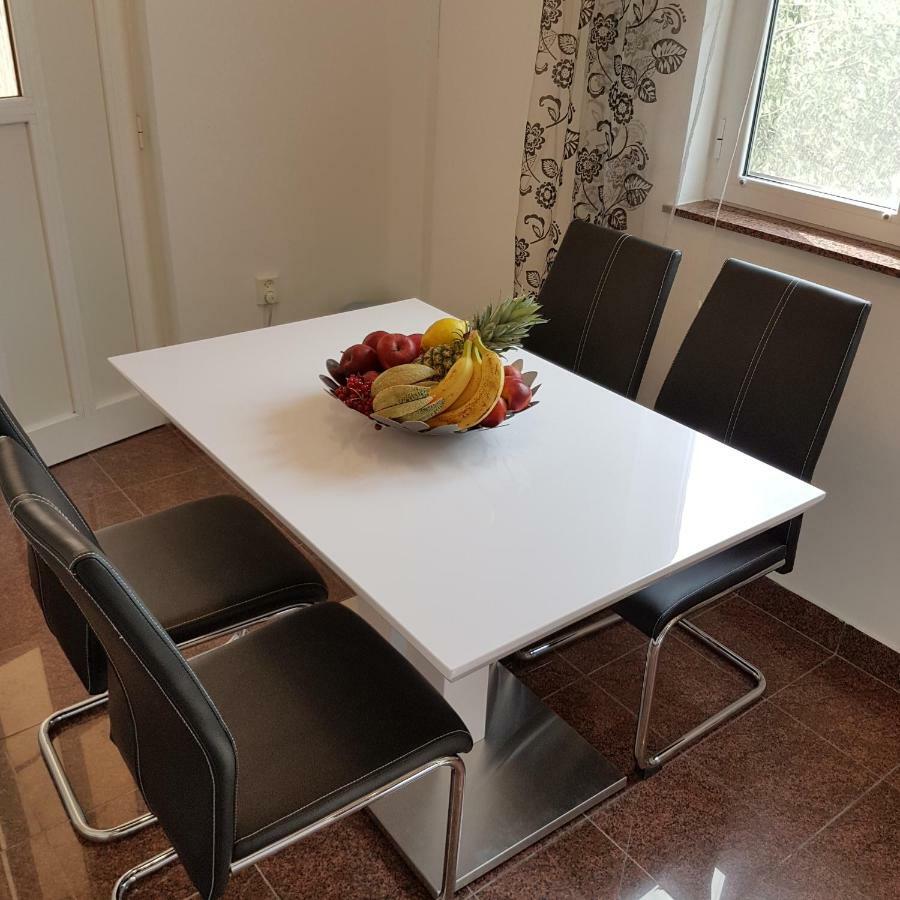 ביוגראד נה מורו Apartment Antonio מראה חיצוני תמונה